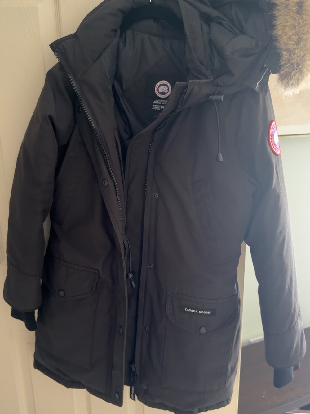 Canada Goose Women’s Black Long Parka Fur Hood Size S 6600LA